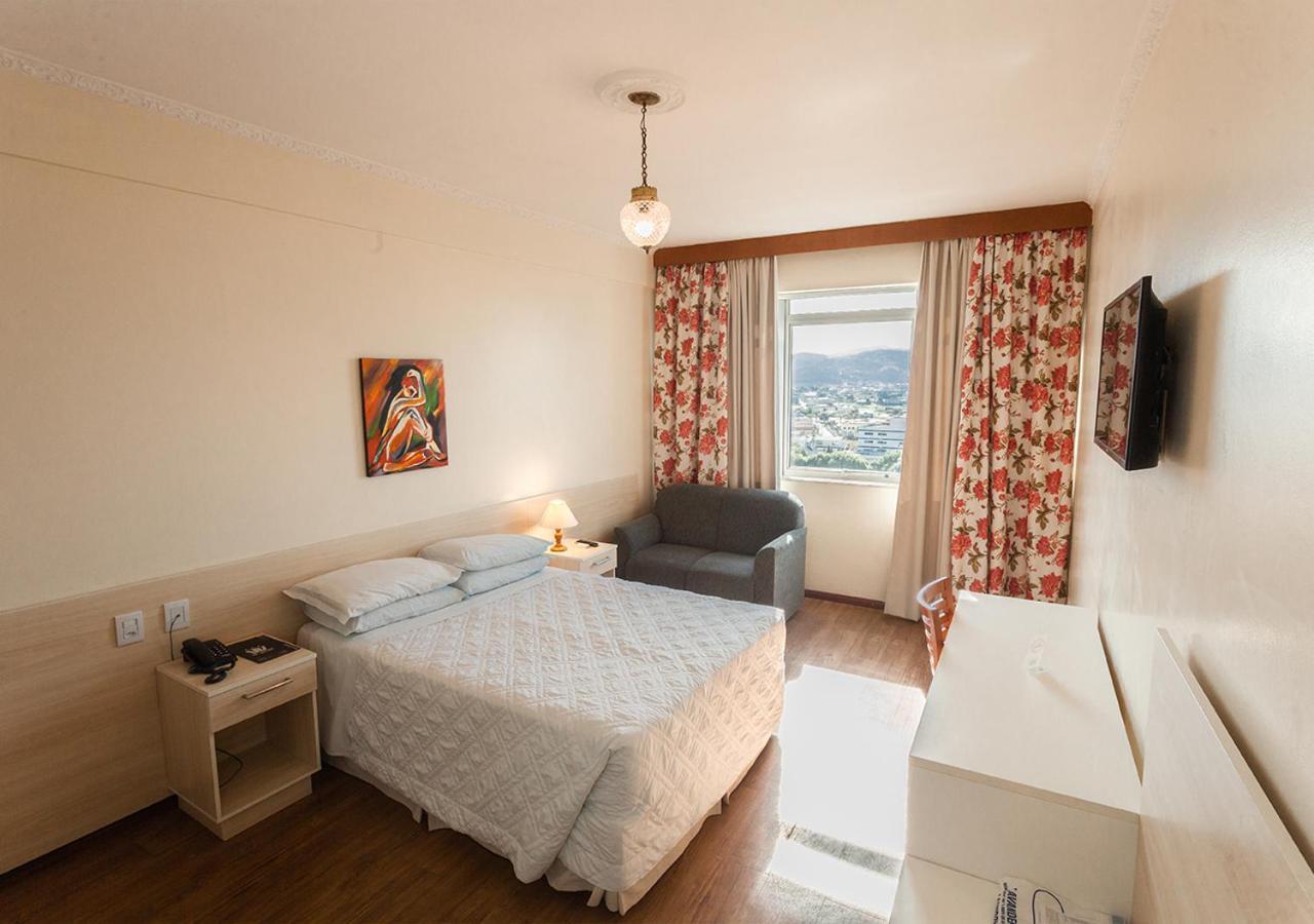 Hotel San Silvestre Tubarão Buitenkant foto