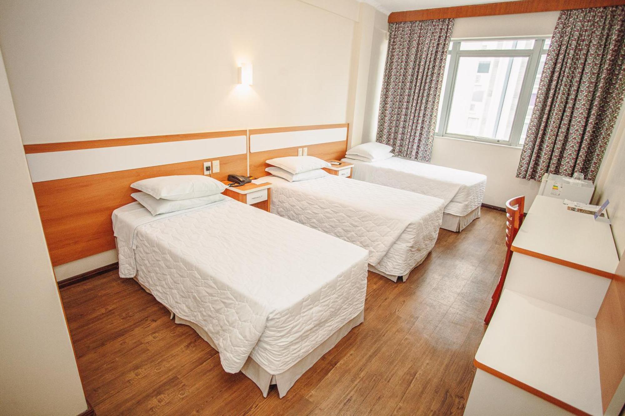 Hotel San Silvestre Tubarão Buitenkant foto