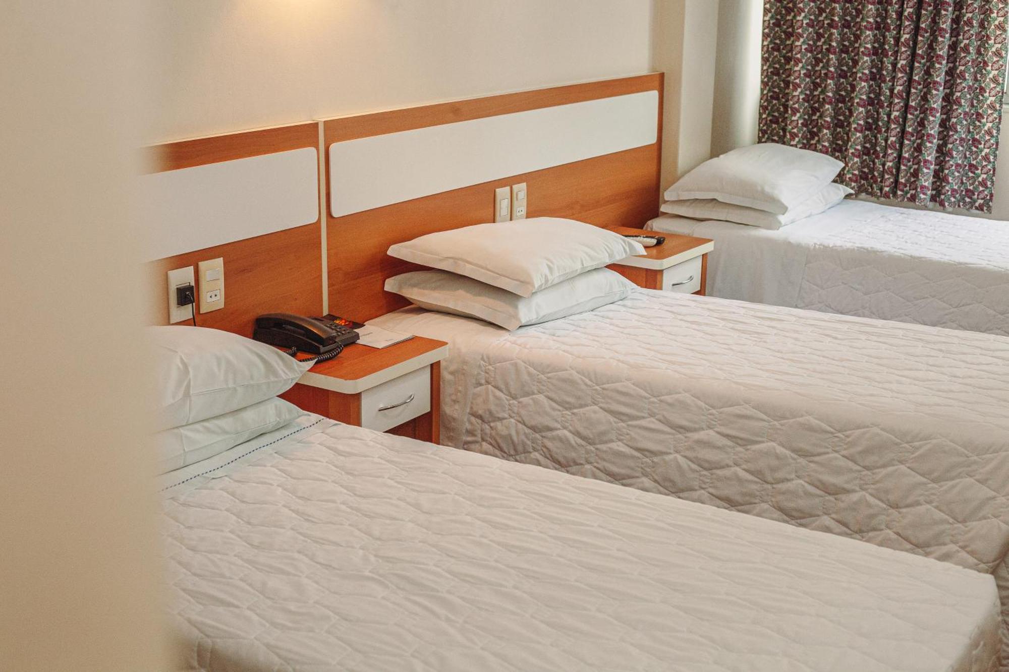 Hotel San Silvestre Tubarão Buitenkant foto