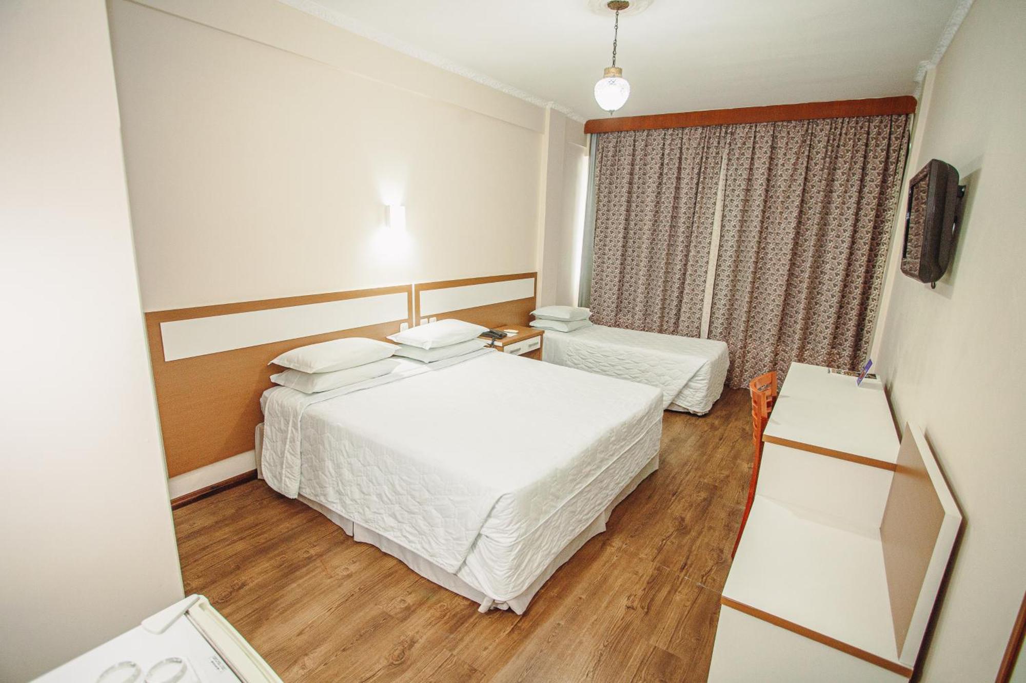 Hotel San Silvestre Tubarão Buitenkant foto